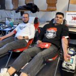 Auf dem Foto sind Abderrahim Adel (links) und Dushyant Kumar (rechts) aus der BPG 25A